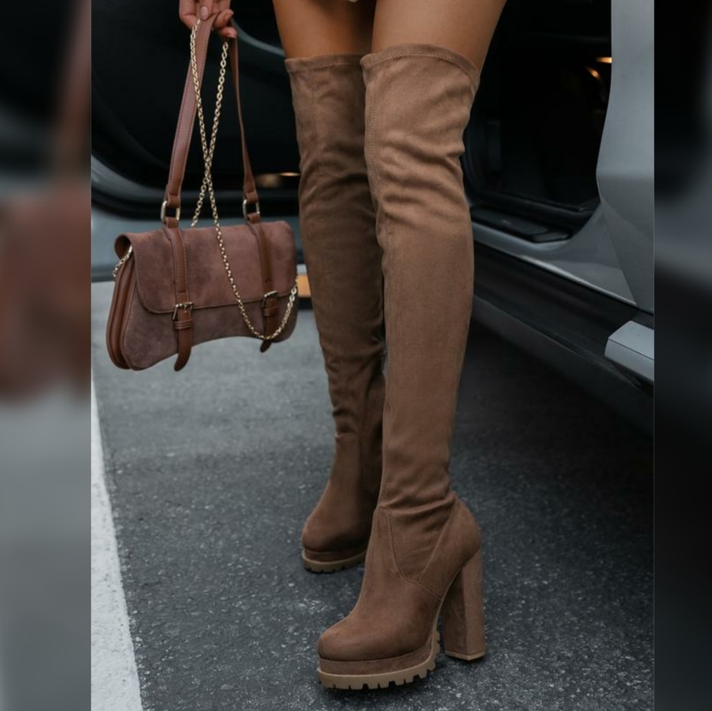 NEW Foxxy Platforms Over The Knee - Brown